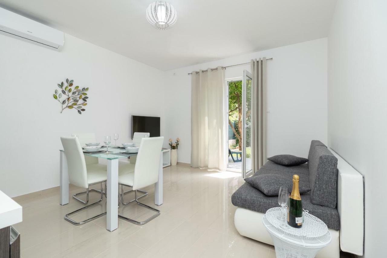 Apartments Peca Задар Экстерьер фото